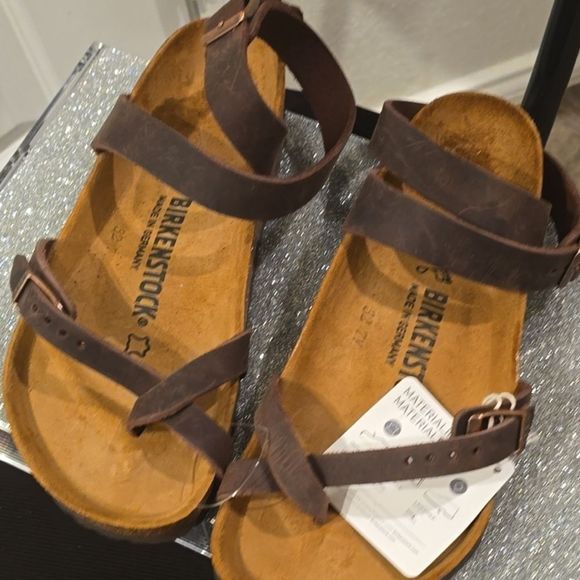Birkenstock | Shoes | Birkenstock Yara Oiled Leather Sandal | Poshmark